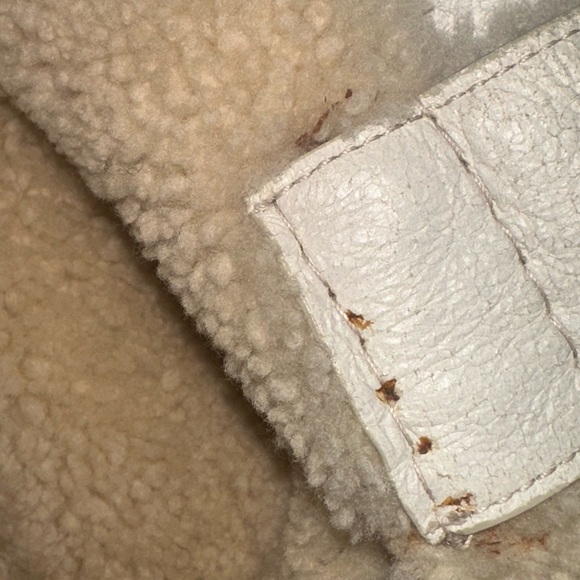 Prada Tote Bag with Sheep Fur - Picture 14 of 16